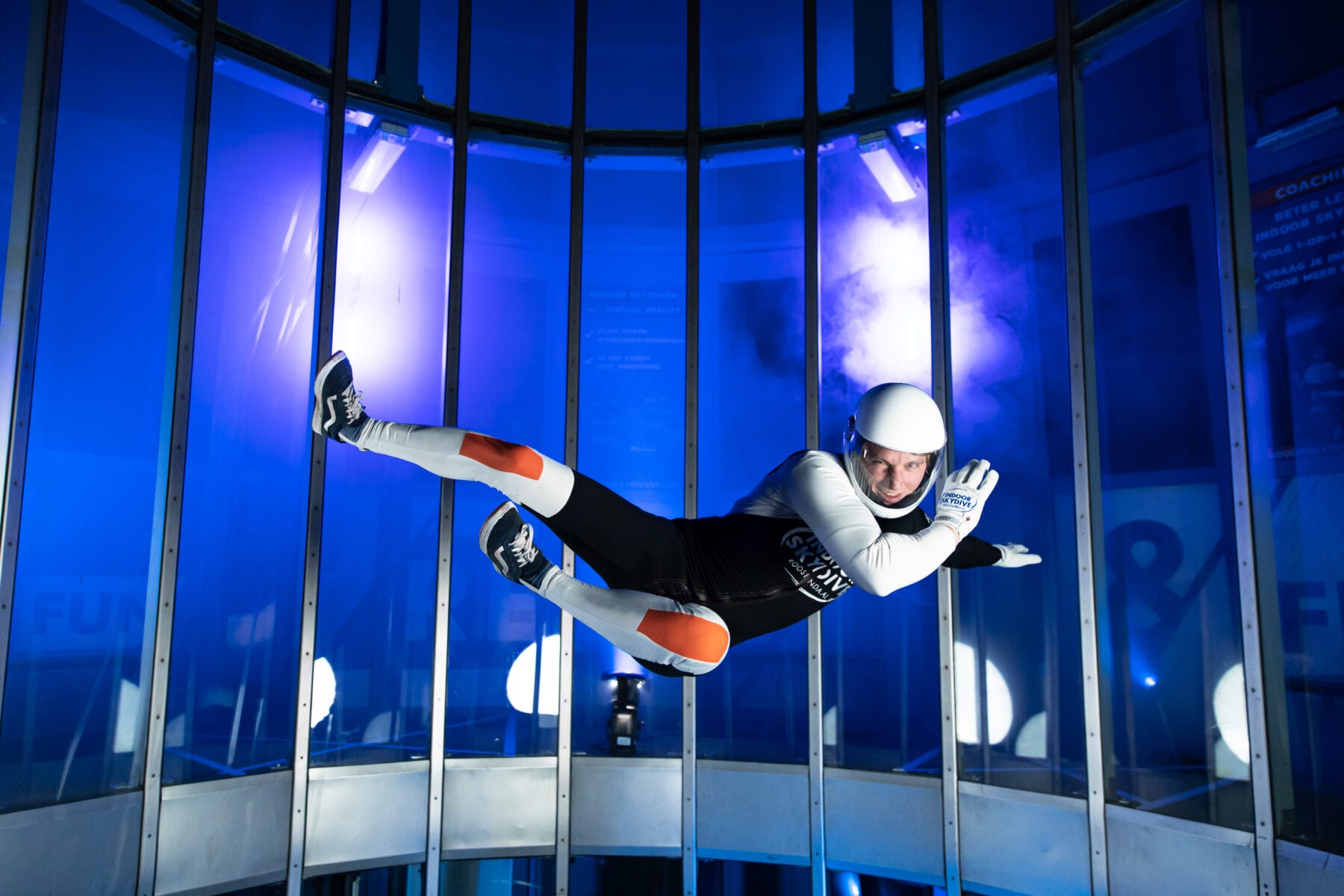 🪂 INDOOR SKYDIVEN MET IERA!